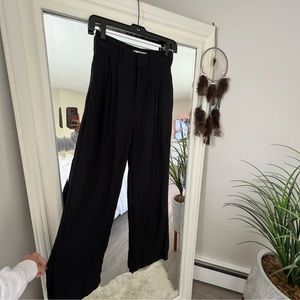 Abercrombie Linen trousers